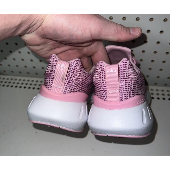 Adidas Swift Run 22 J Athletic Running Shoes Girls Size 5 Womens 6 Pink White - Picture 3 of 9